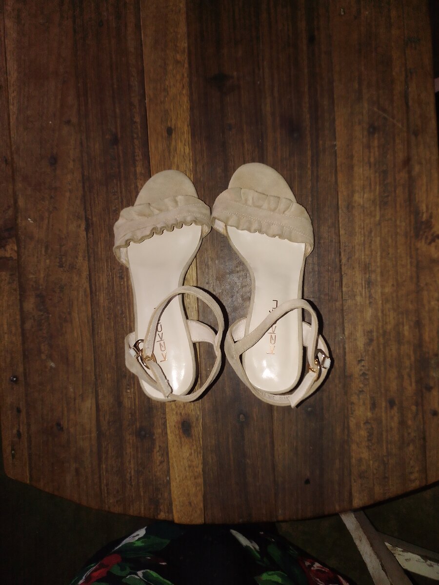 Sandales à talons élégantes