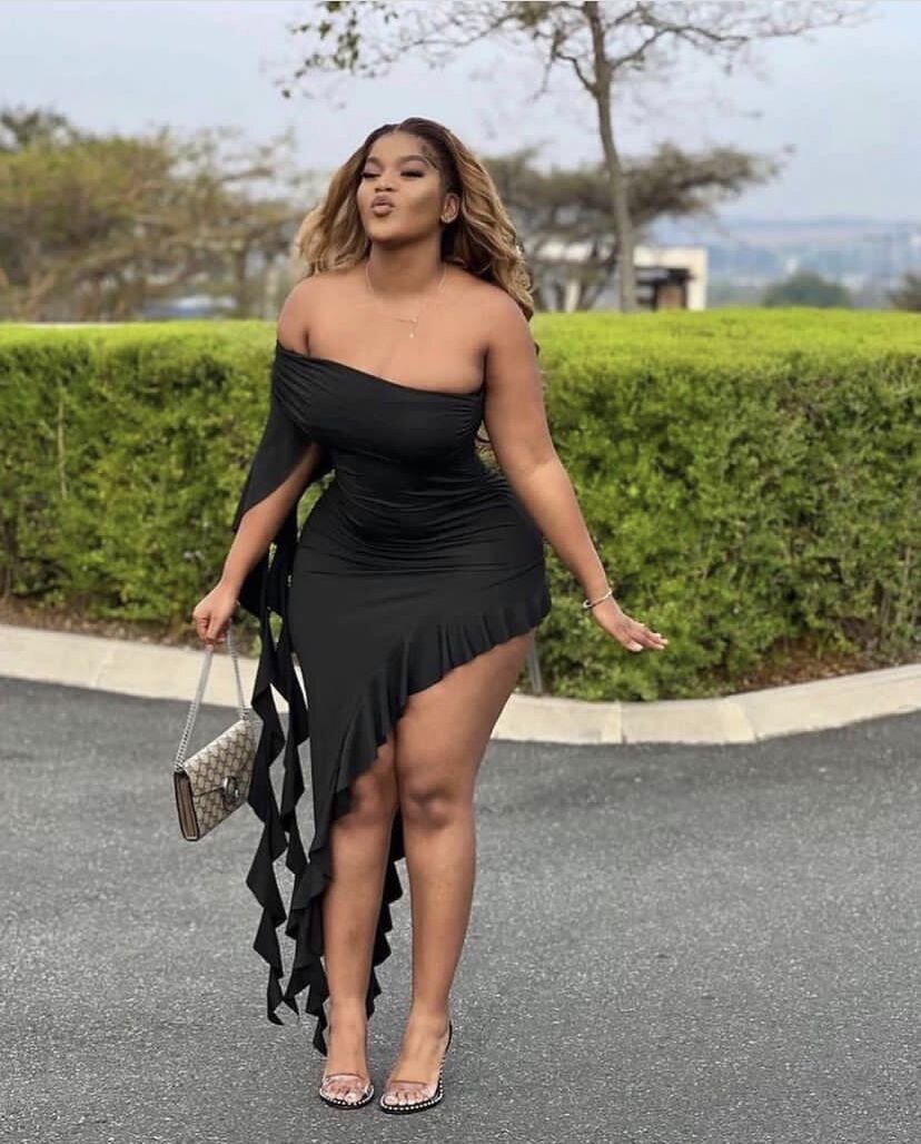 Robe asymétrique élégante