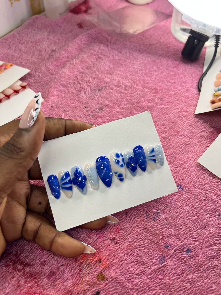 Ongles Pressés Design