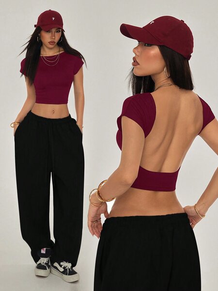 Top dos nu femme élégant