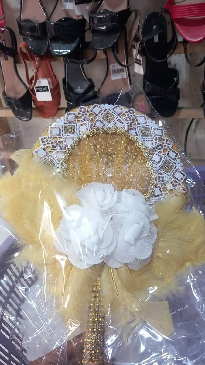 Éventail de mariage décoratif