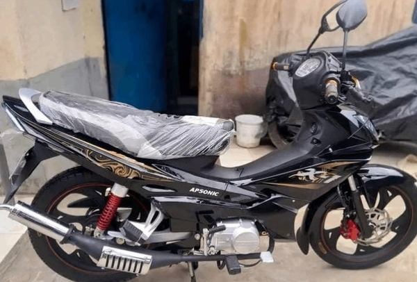 Scooter Apsonic sport noir