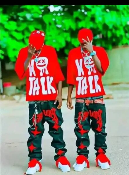 T-shirts "No Talk" unisex