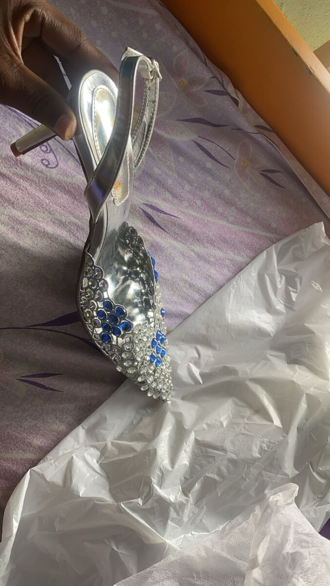 Chaussures à talons strass