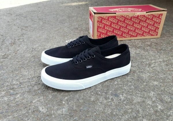 Vans Baskets Noires Classiques