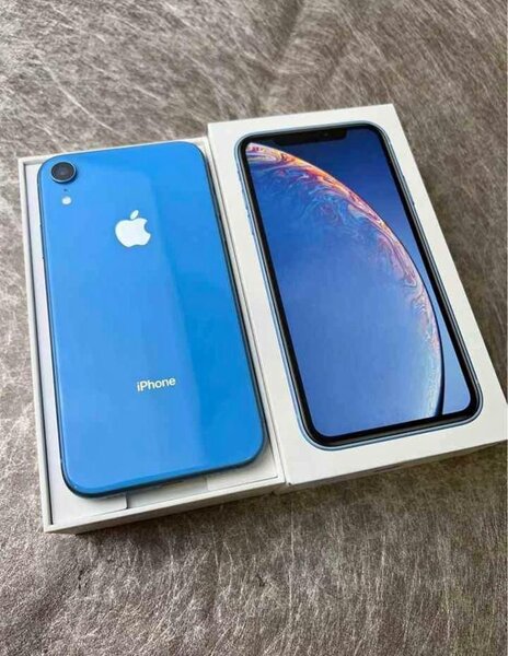 iPhone XR