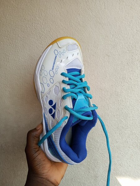 Chaussures de sport indoor