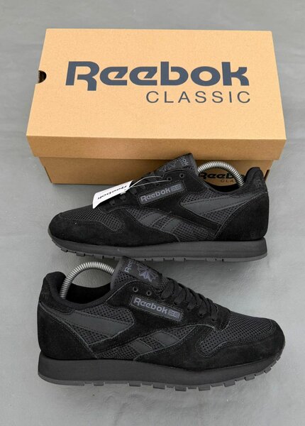 Chaussures Reebok Classic noires