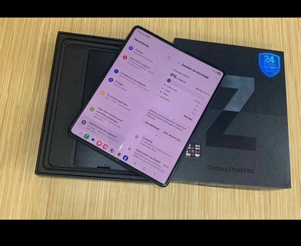 Samsung Galaxy Z Fold4 Smartphone