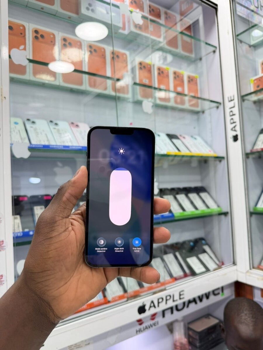 13 pro max 128Go Casi retour