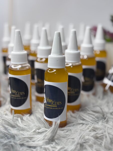 Huile capillaire nourrissante