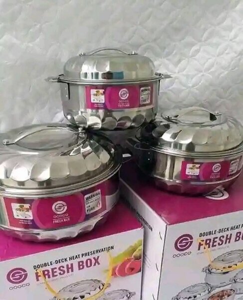 Ensemble de Casseroles Modernes