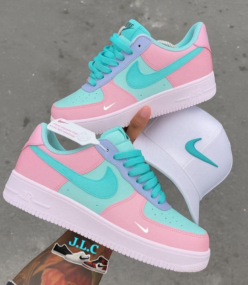 Chaussures Nike Air Force 1 femme