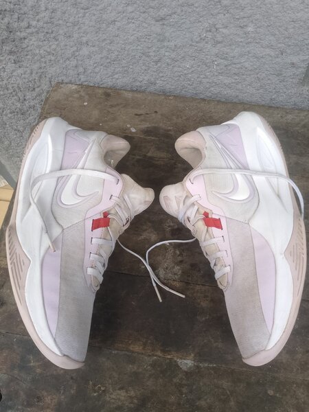 Basketball Sneakers unisex Nike