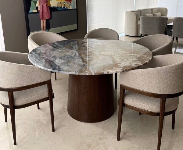 Table ronde en marbre