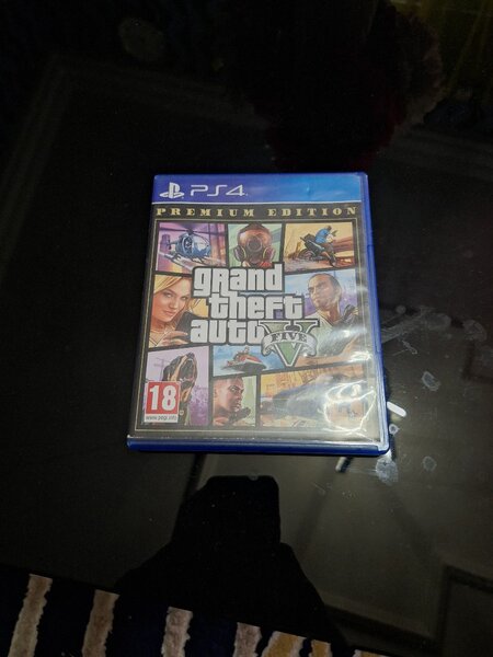 GTA V Édition Premium PS4