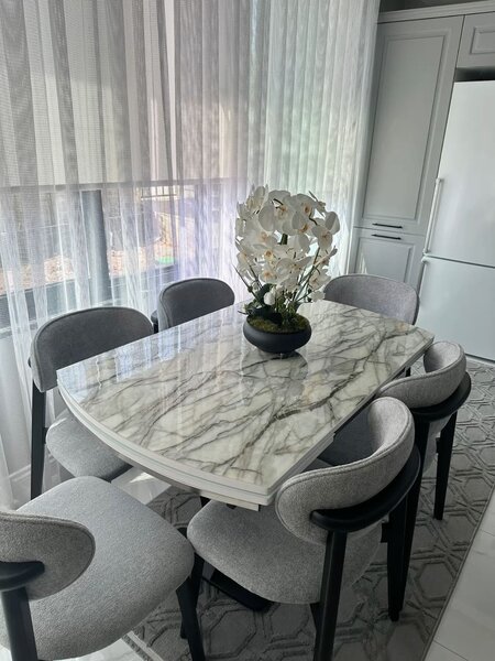 Table à manger moderne en marbre