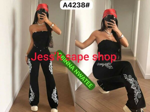 Ensemble pantalon noir brodé