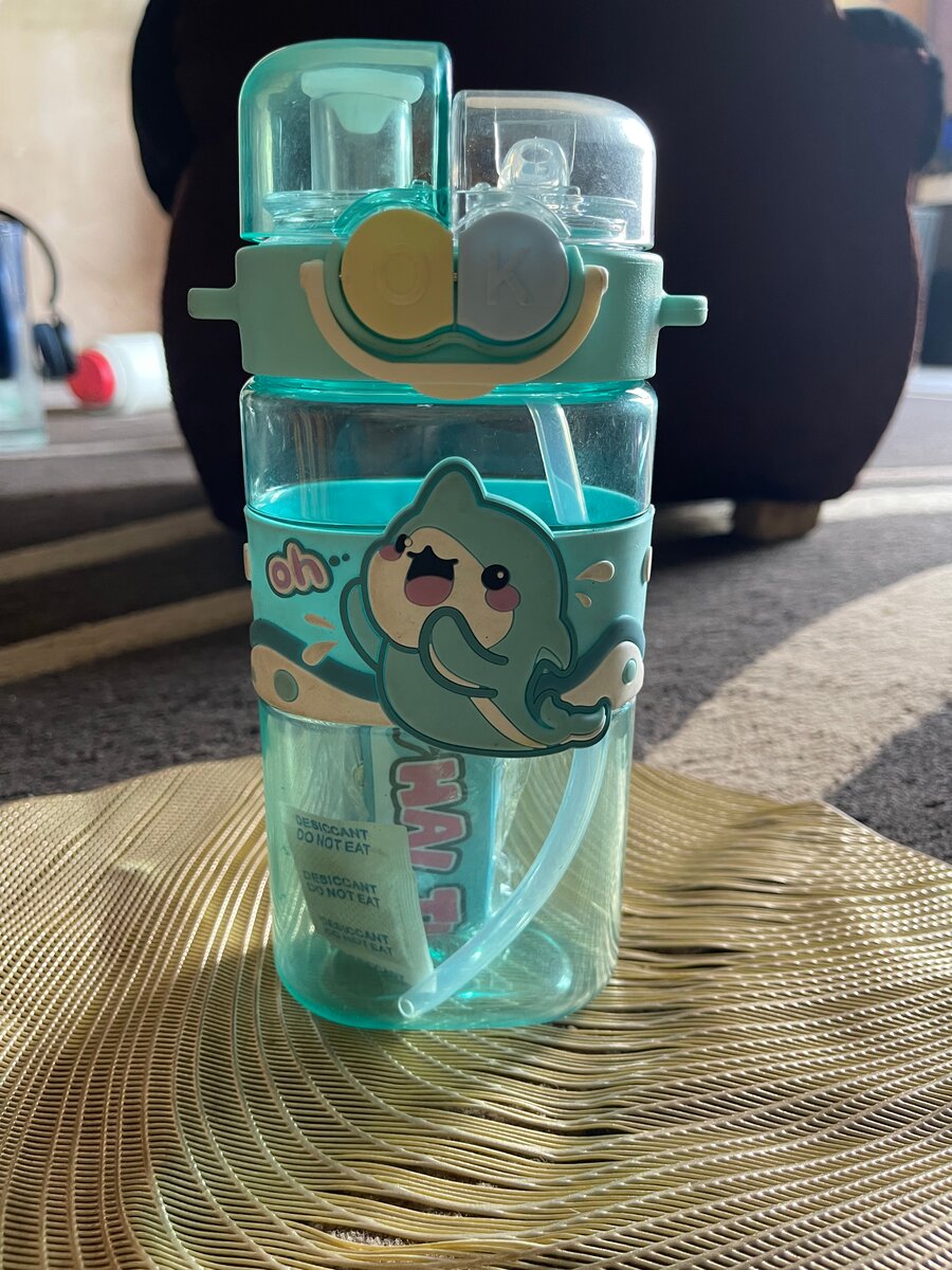 Bouteille en plastique pour enfants