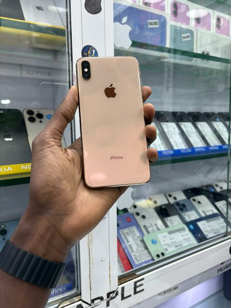 XS Max 64Go tout passe