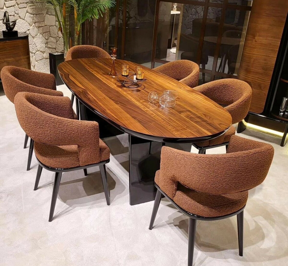 Ensemble table et chaises élégant