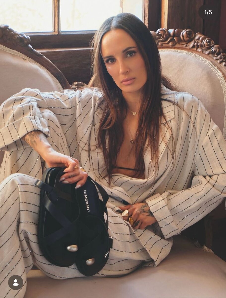 Pyjama rayé en lin élégant