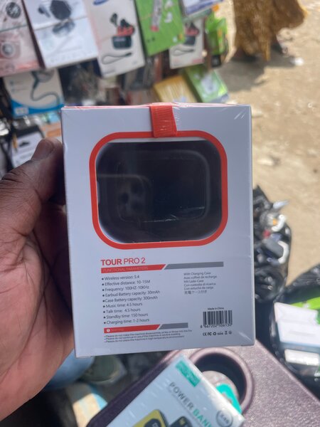 Écouteurs sans fil Tour Pro 2