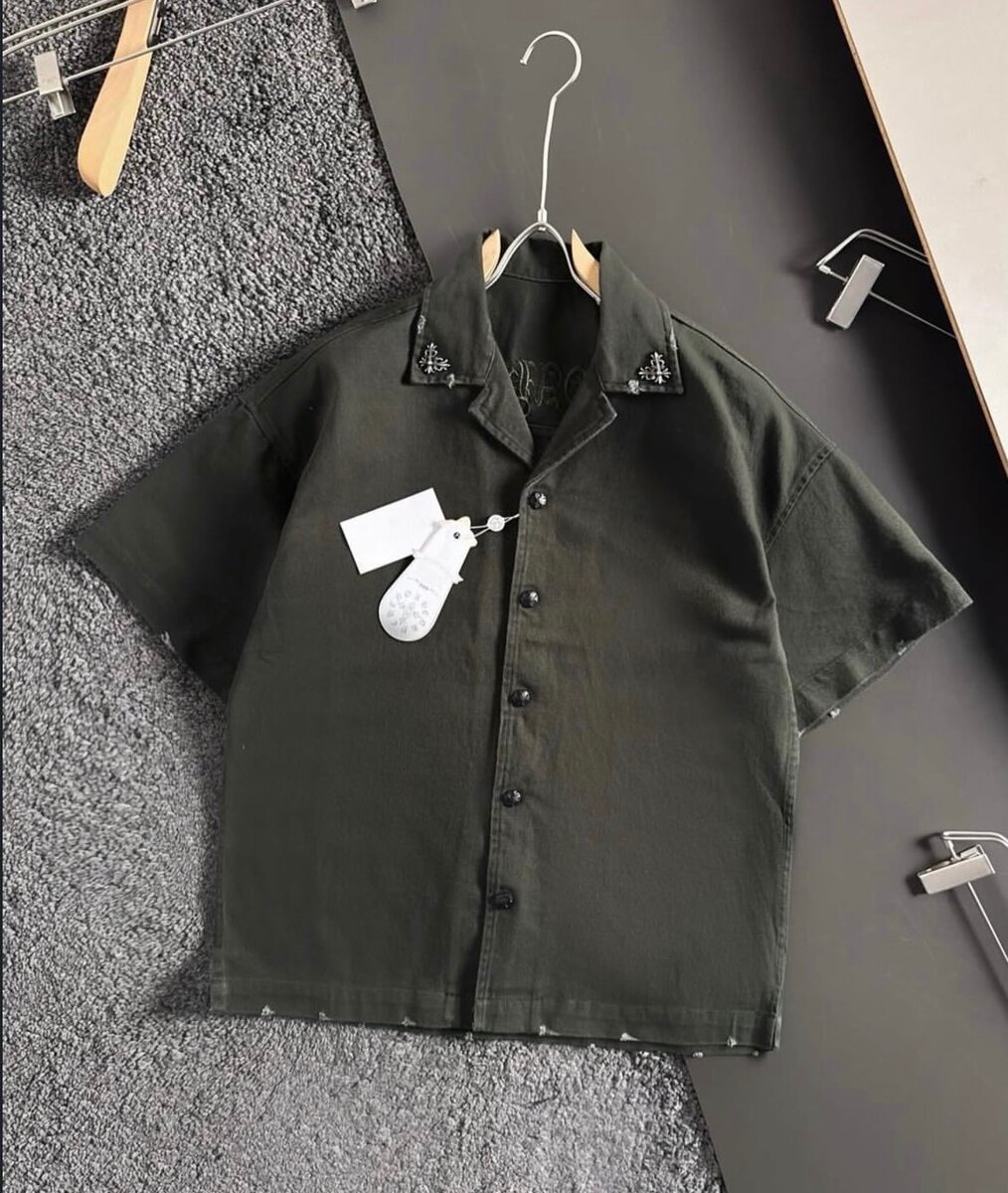 Chemise noire décontractée