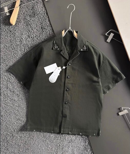 Chemise noire décontractée