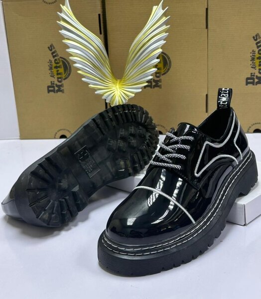Chaussures Dr. Martens Vernies