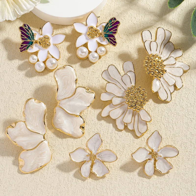 Boucles d'oreilles florales élégantes