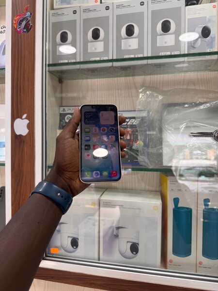 iPhone 13 Rose 128 Giga