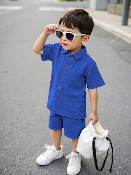 Tenue d'été enfant bleue