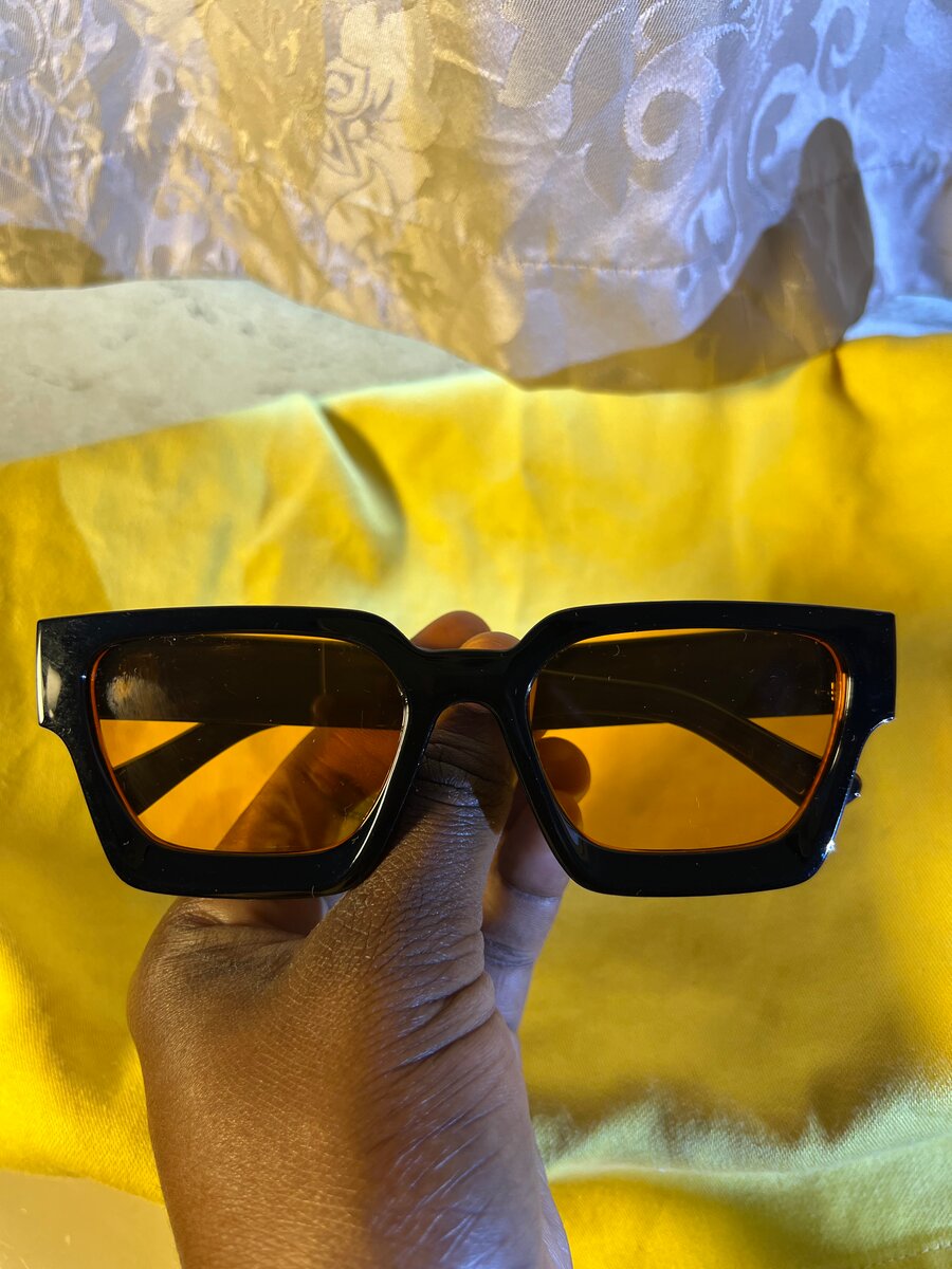 Lunettes de soleil rétro