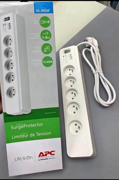 Bloc multiprise avec protection