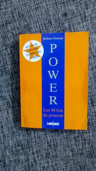 Les 48 Lois du Pouvoir