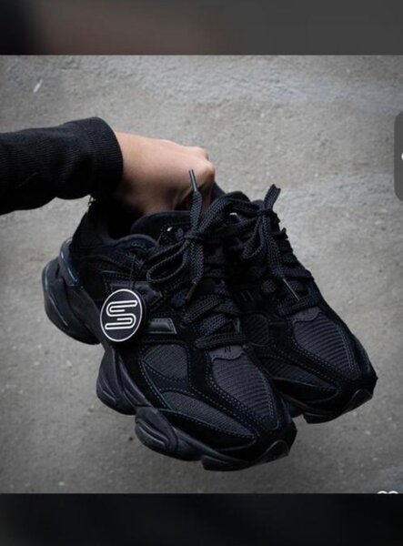 Baskets noires tendance homme