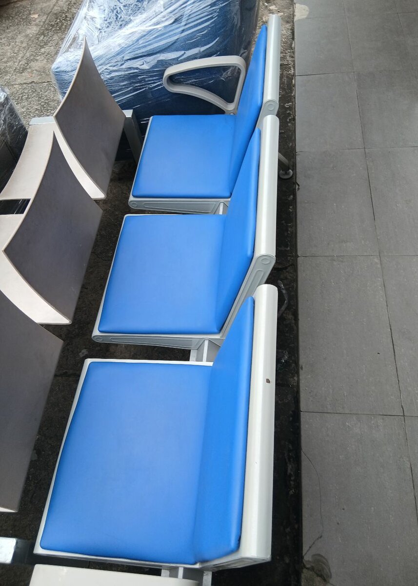 Banc de salle d'attente moderne