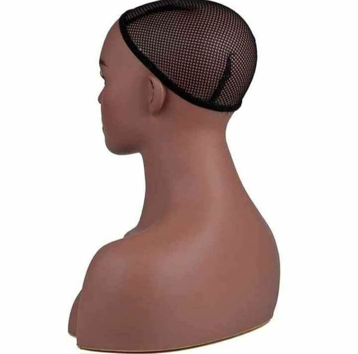 Mannequin Femme Maquillée