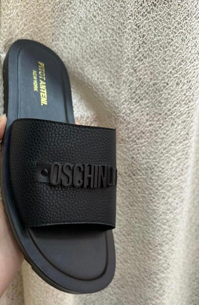 Sandales noires élégantes