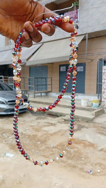 Collier baya multicolore rouge et doré