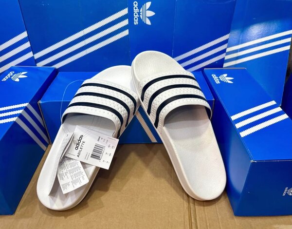 Tongs de piscine Adidas