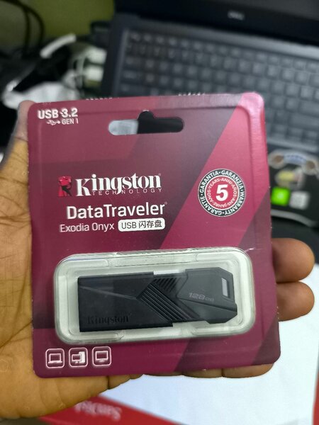 Clé USB 128GB Kingston