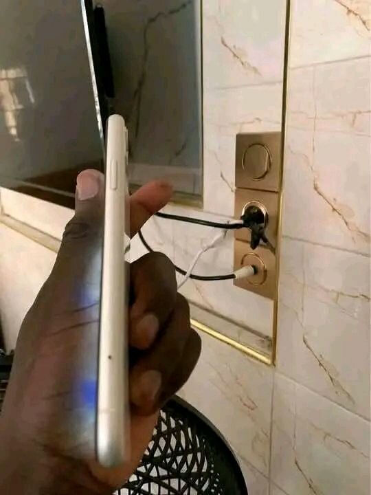 iPhone moderne et élégant