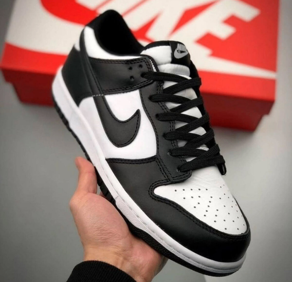 Nike Dunk Low