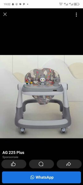 Marcheur bébé avec jouets éducatifs