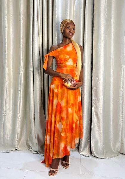 Robe Éclatante en Soie