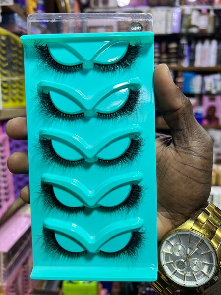 Voluminous False Eyelashes Set