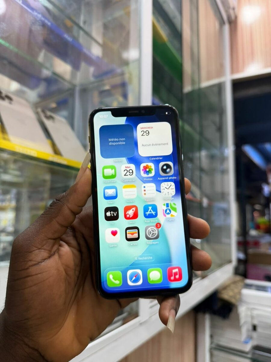 iPhone 11 Pro 2nd main