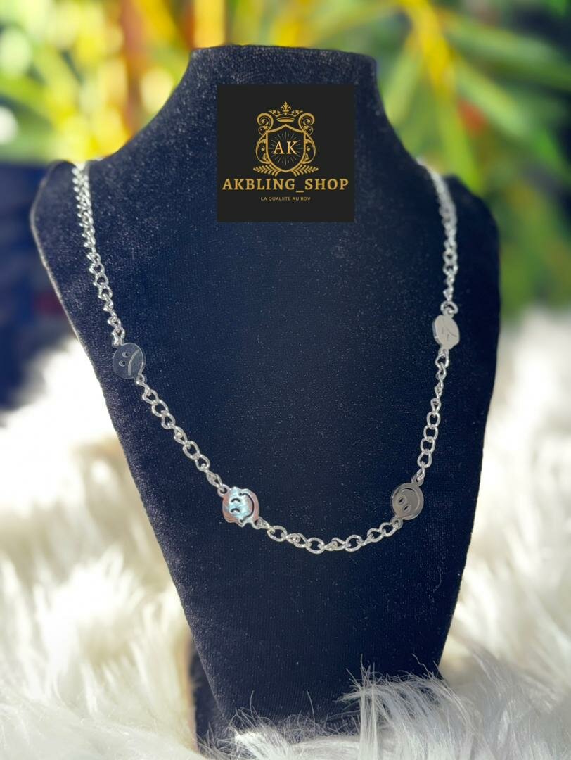 Collier pendentif étoilé